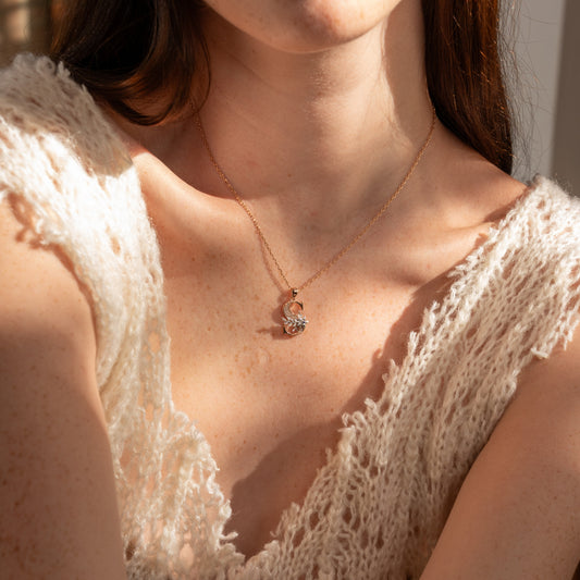 18K Gold Initial Pendant “S” with Diamond – Everbloom Collection